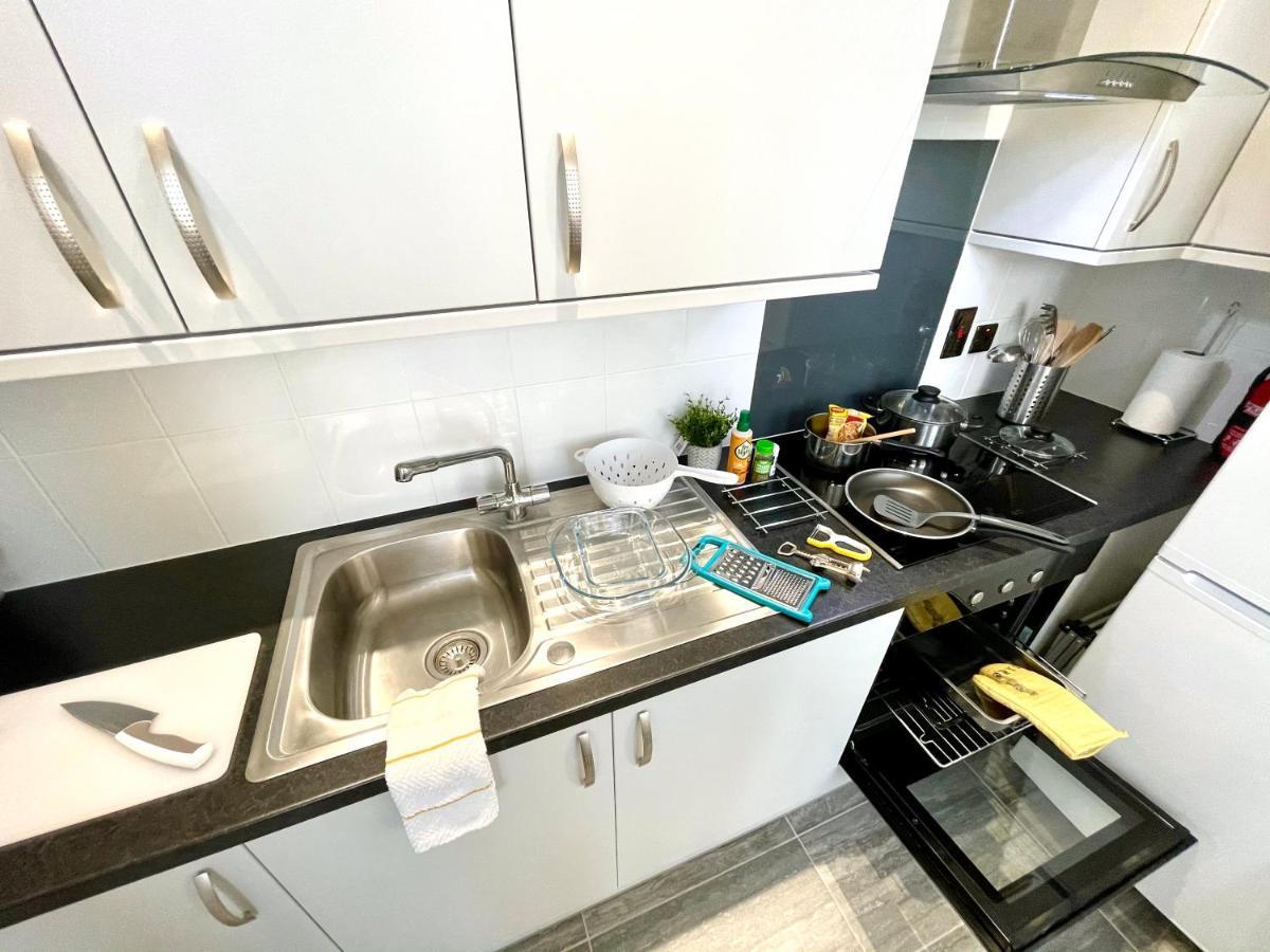 Modern Family Apartment Free Parking And Gym By Beach Bournemouth Luaran gambar